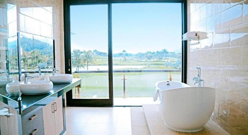 נה טראנג Diamond Bay Golf And Villas מראה חיצוני תמונה